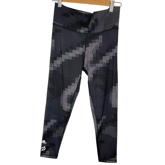 Peloton Pants - Peloton X Adidas Believe This women’s printed black/grey legging Sz L
